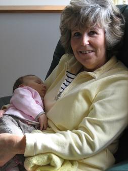 zoe-and-grandma-msn.JPG