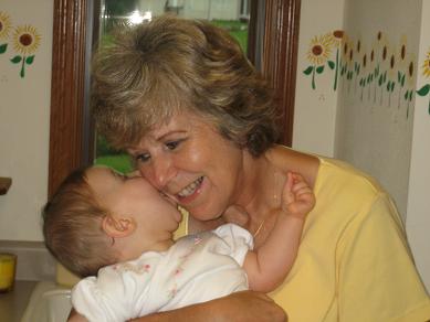 zoe-kissing-grandma.JPG