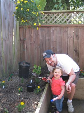 gardening-with-daddy.JPG