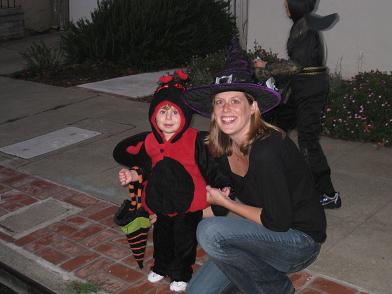 with-mommy-at-halloween.JPG
