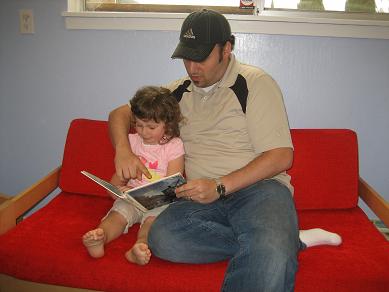 reading-with-daddy.JPG