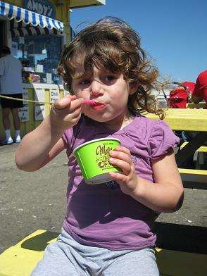 zoe-eating-ice-cream.JPG