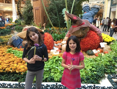 girls at Bellagio