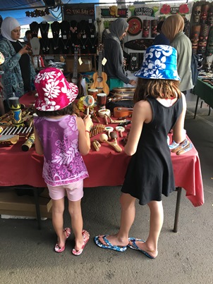 girls at farmer's market