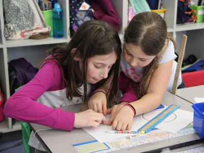 Zoe and Kaia in school - small