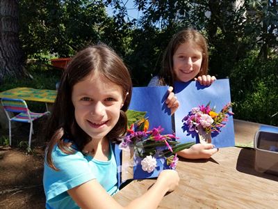 girls' flower artwork